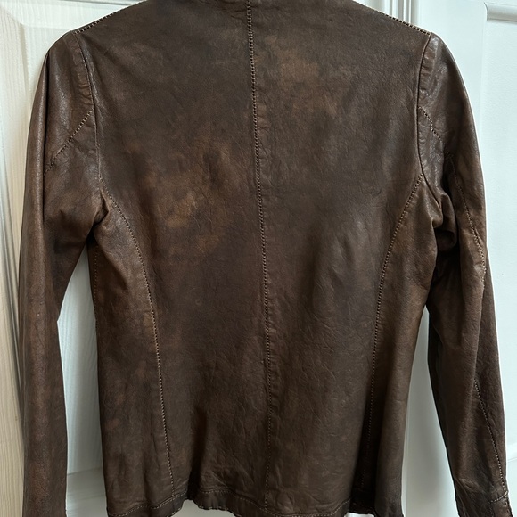 DACUTE -leather Jacket size 42 Italian. Never worn like new. - Picture 4 of 8